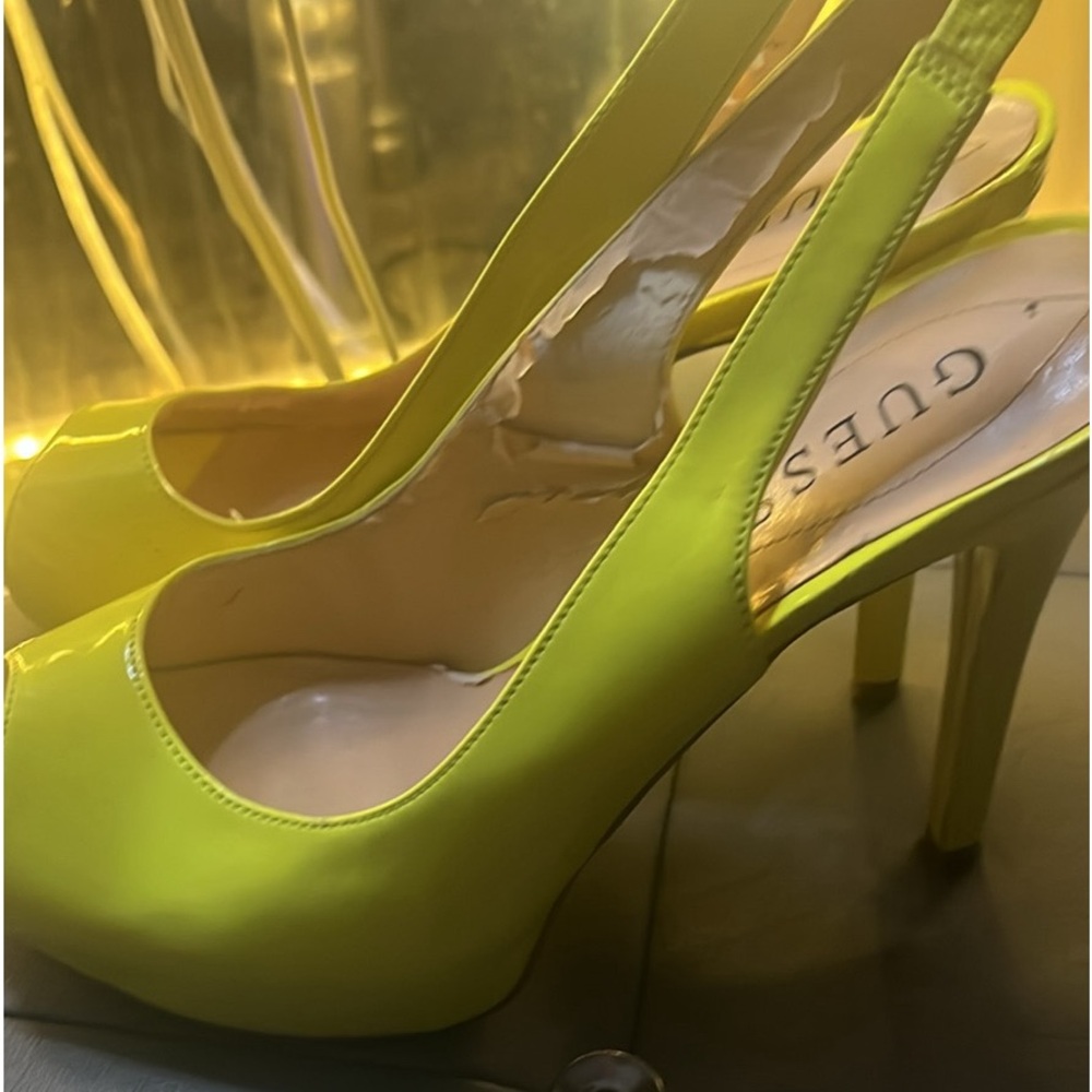 Guess size 8 yellow sling back platform pumps